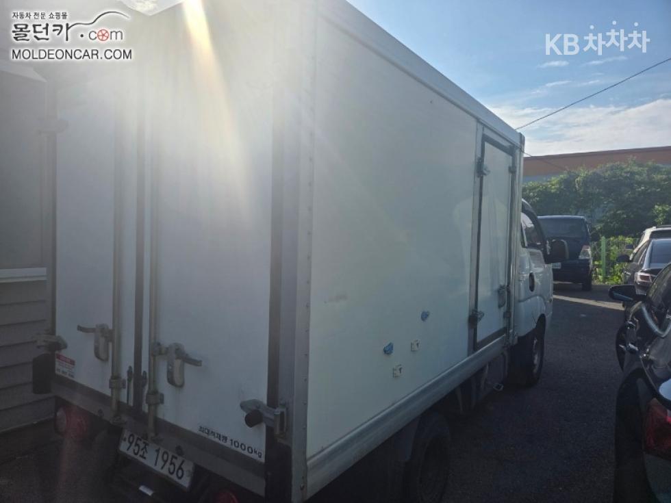 2015 - kia bongo iii