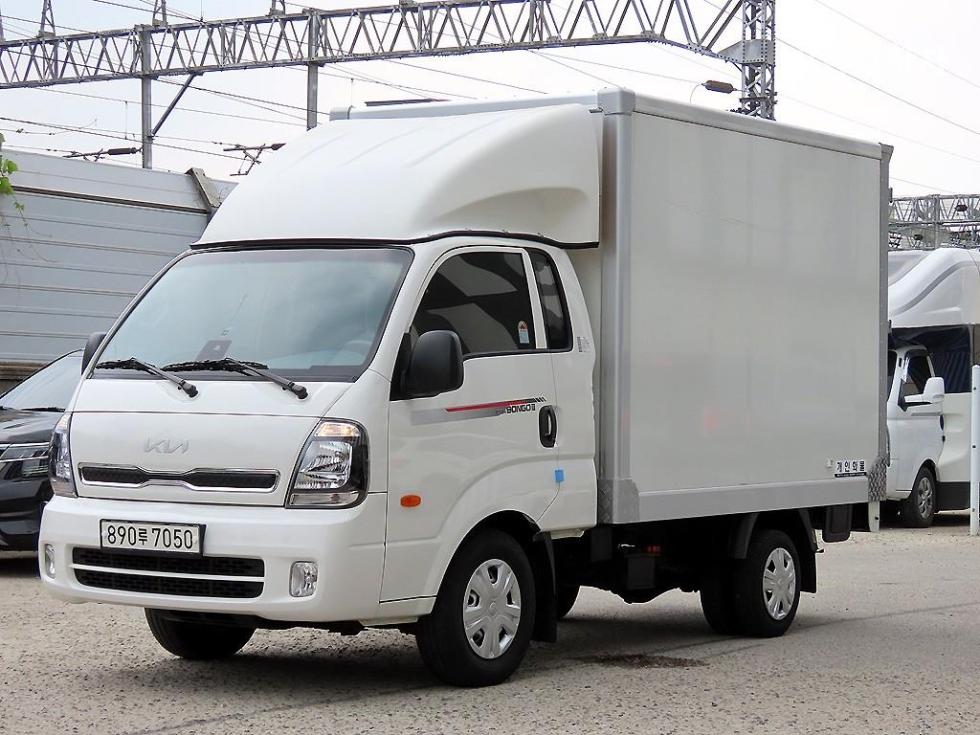 2024 - kia bongo iii