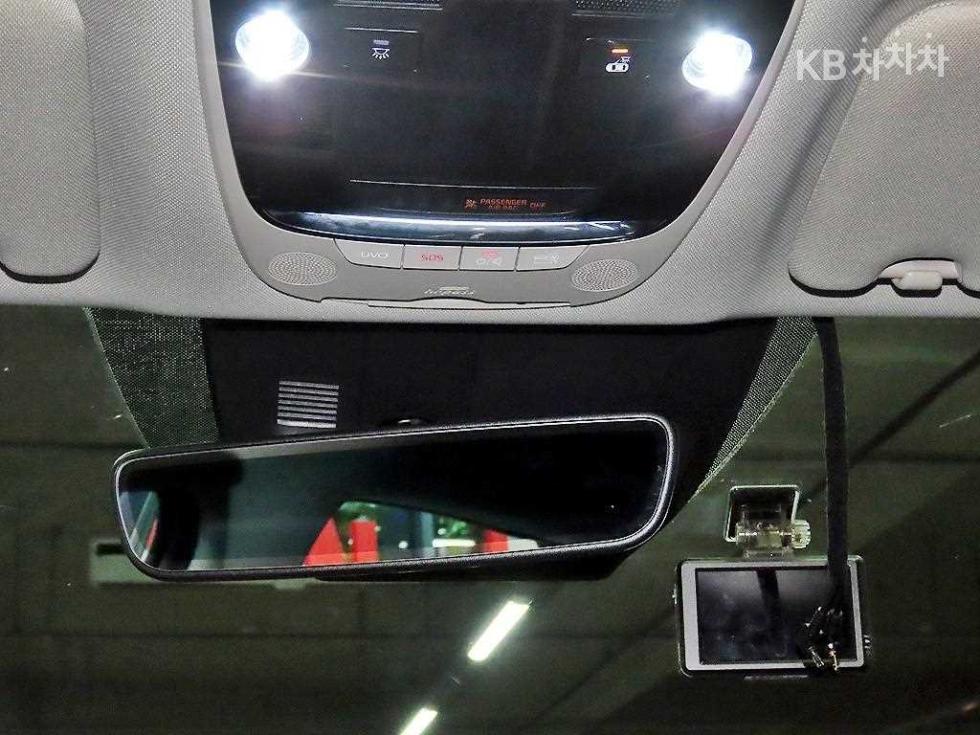 2020 - kia k5