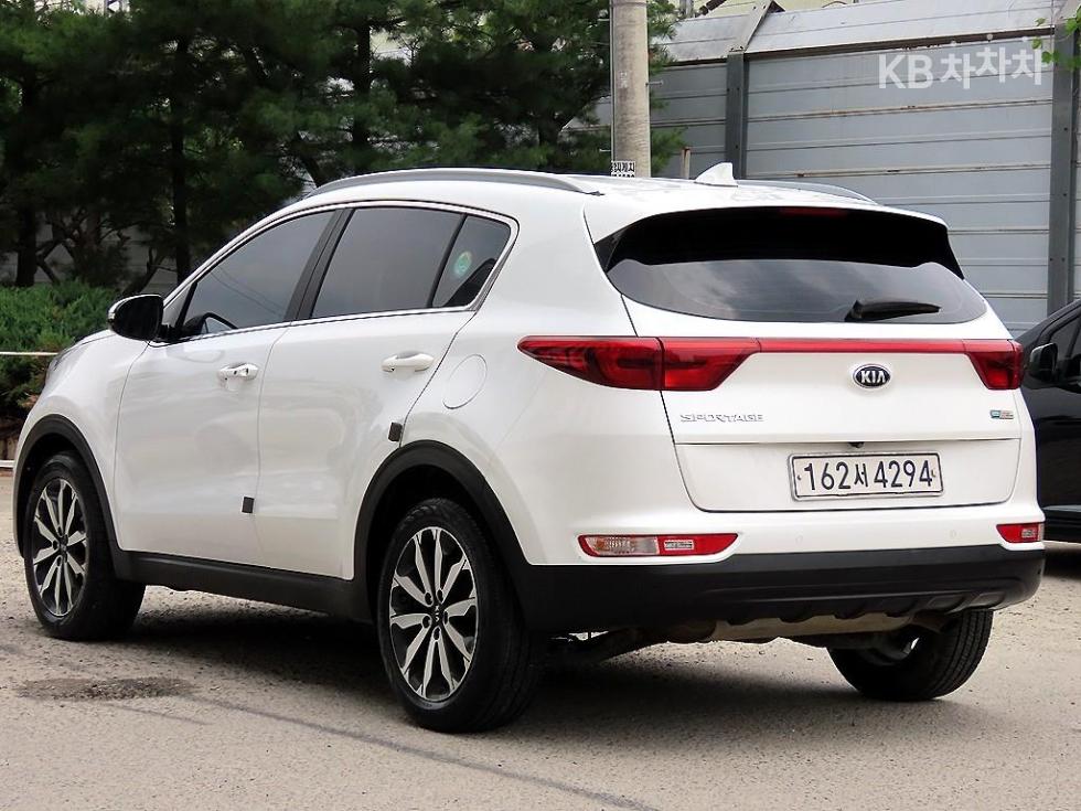 2017 - kia sportage