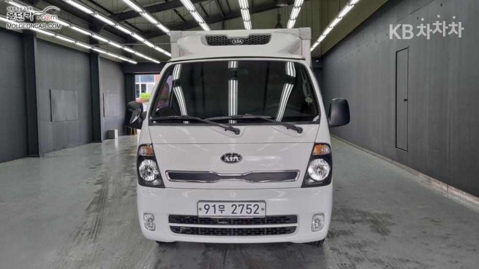 2014 - kia bongo iii