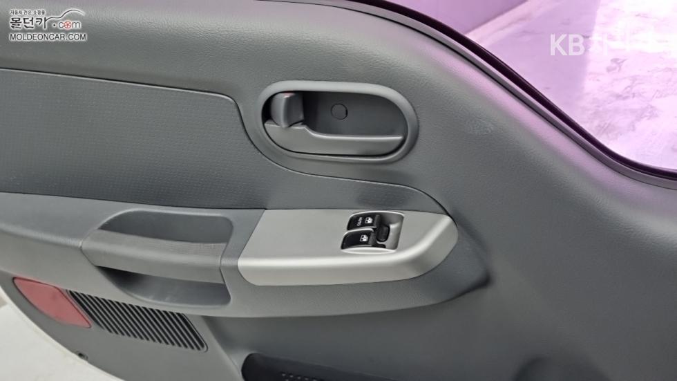 2014 - kia bongo iii