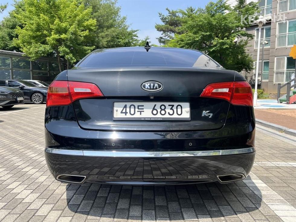 2011 - kia k7