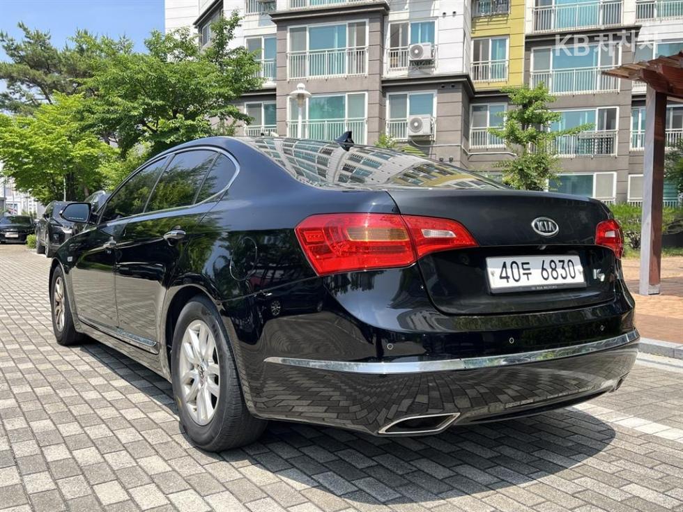 2011 - kia k7