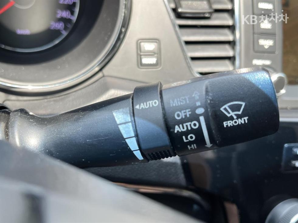 2011 - kia k7