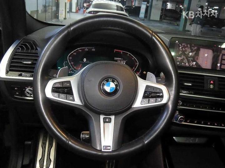 BMW X4 New G02 xDrive 20i M Sport X 9