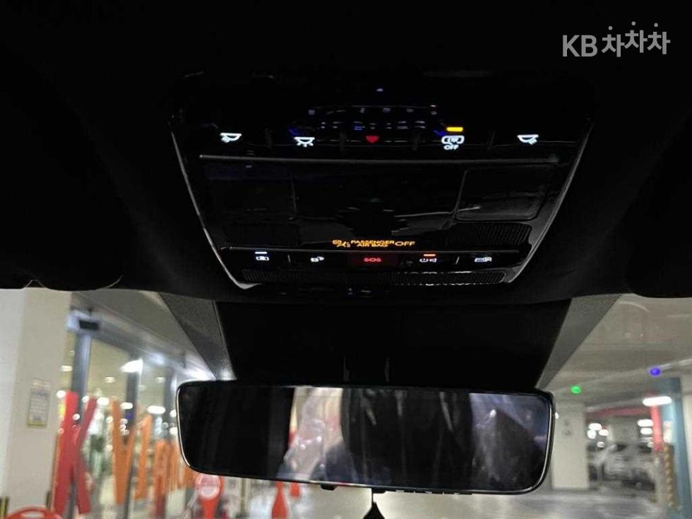 2025 Hyundai MX5 photo