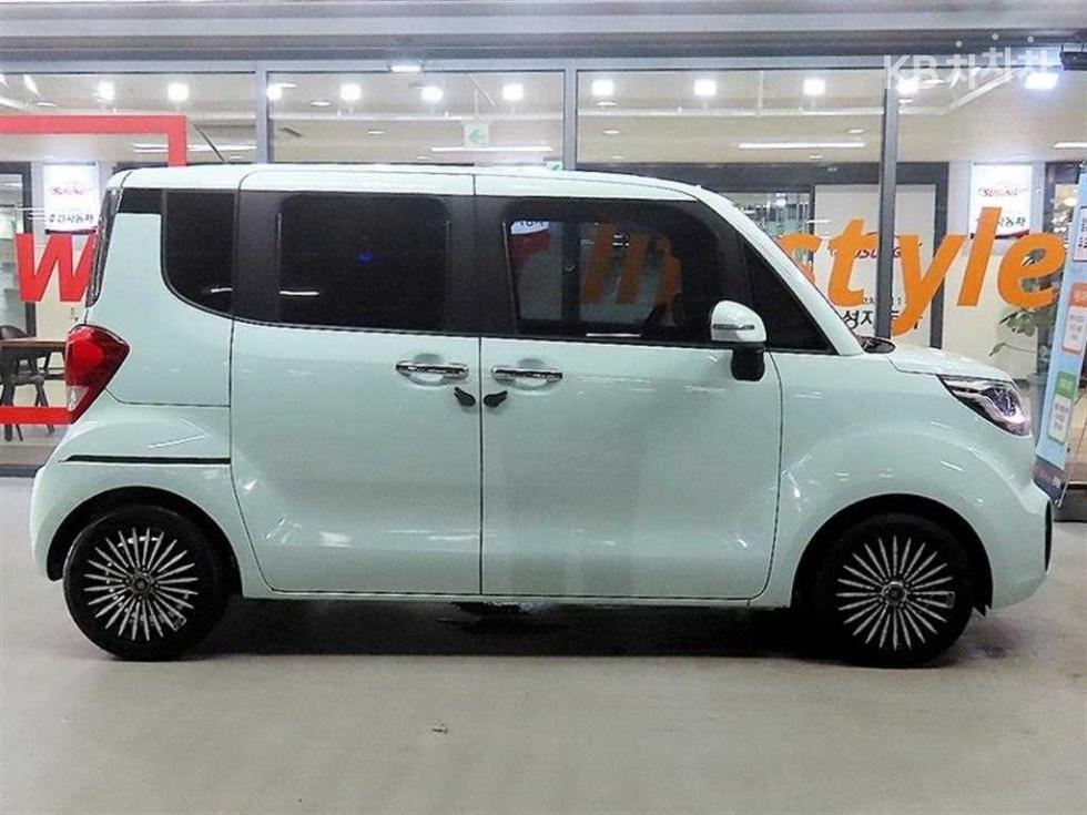 2018 - kia ray