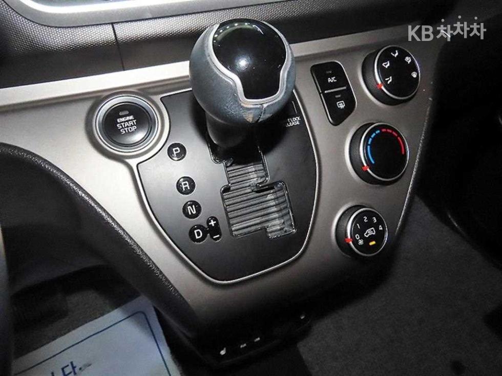 2018 - kia ray