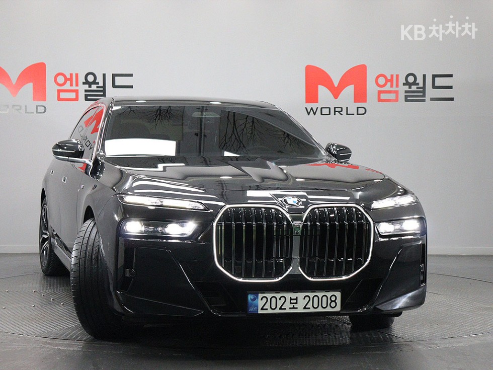 BMW 7er — miniaturë 2