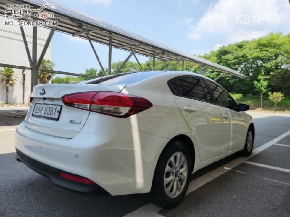 2017 - kia k3
