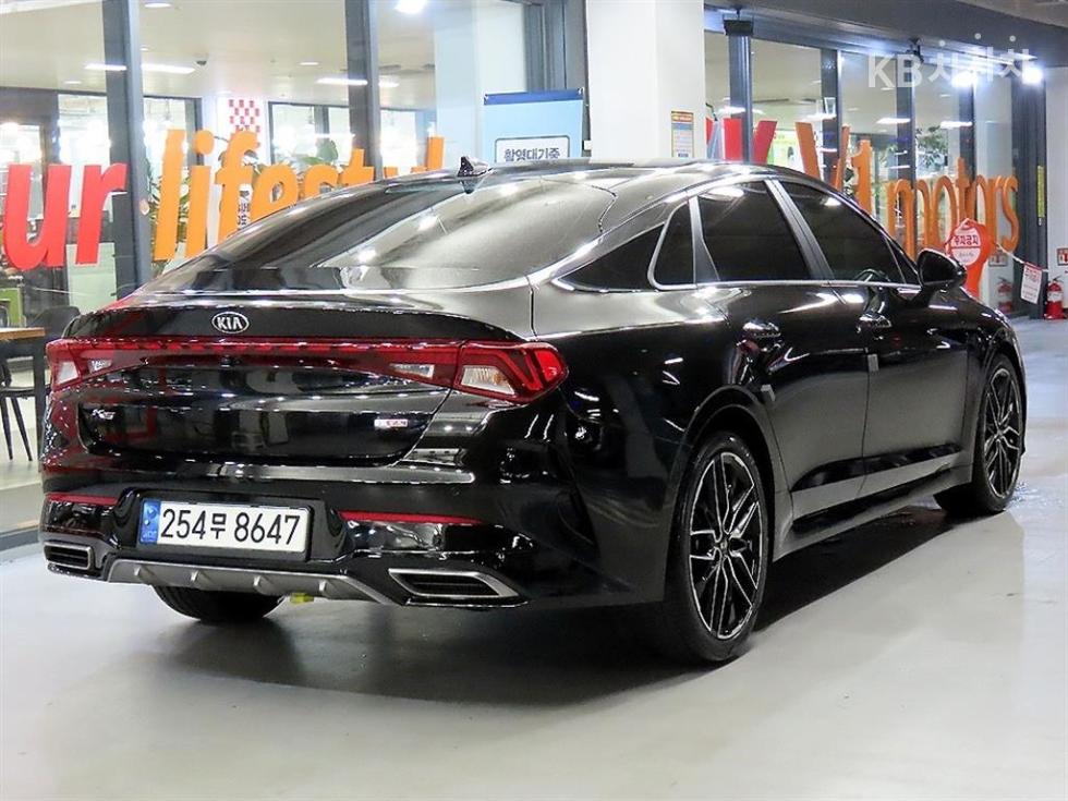 2021 - kia k5