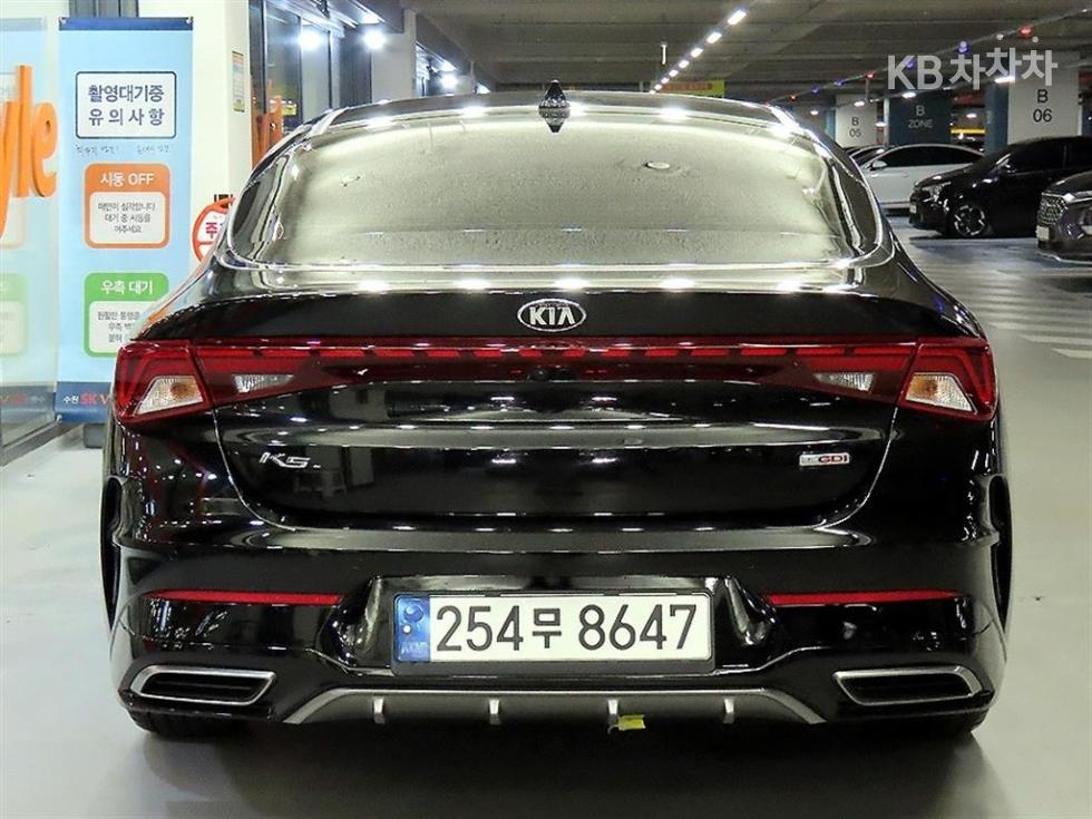 2021 - kia k5