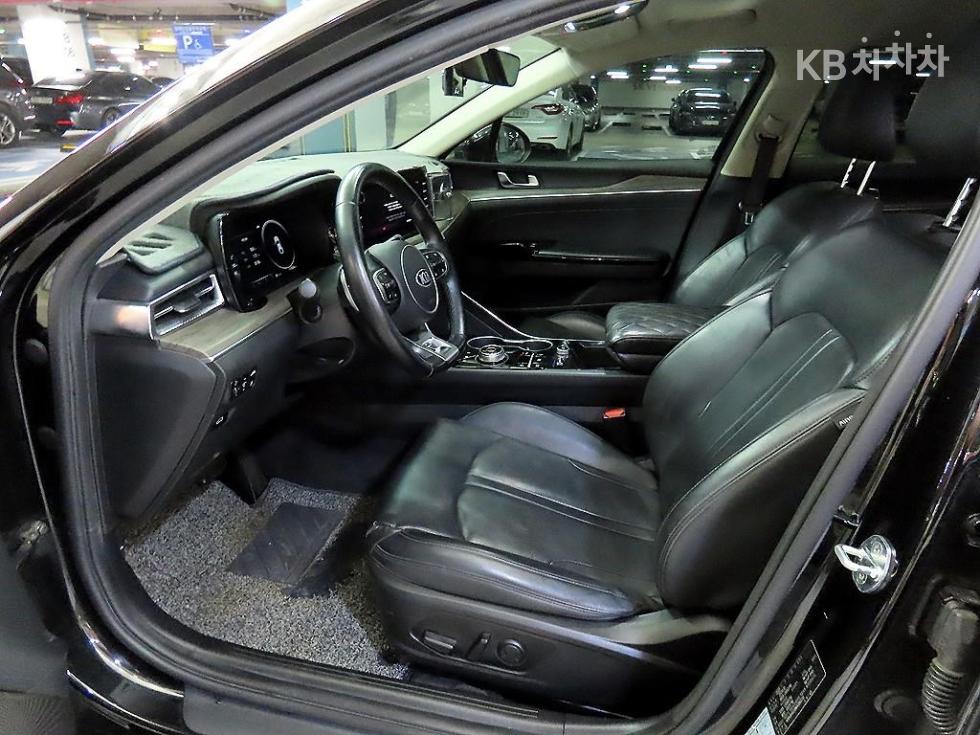 2021 - kia k5