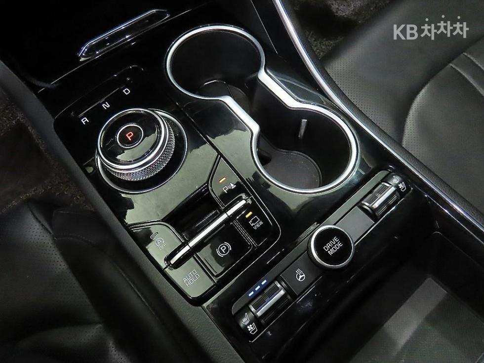 2021 - kia k5