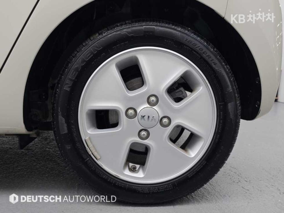 2018 - kia ray
