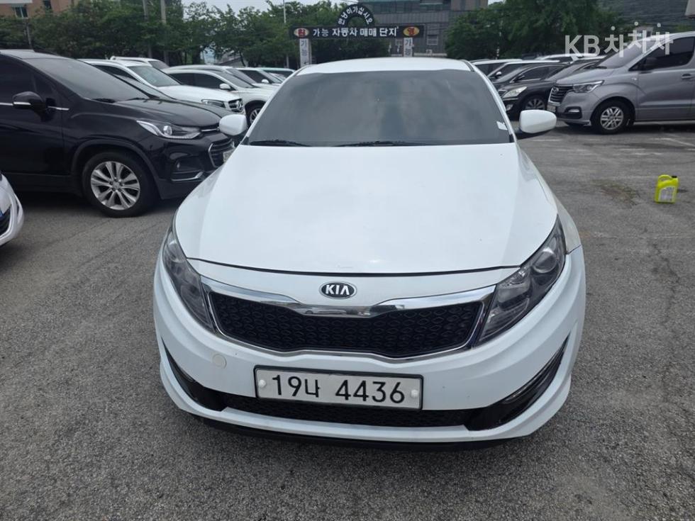 Kia K5 — miniaturë 2