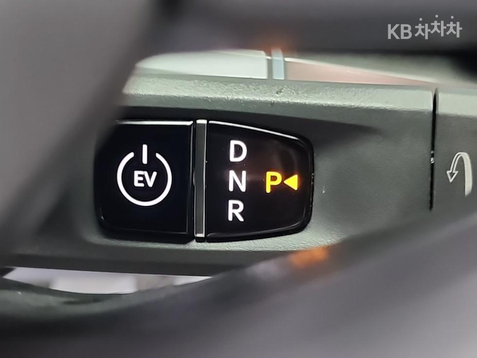 2025 - kia ev3