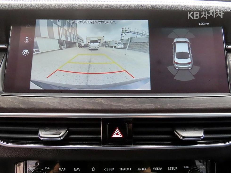 2020 - kia k7