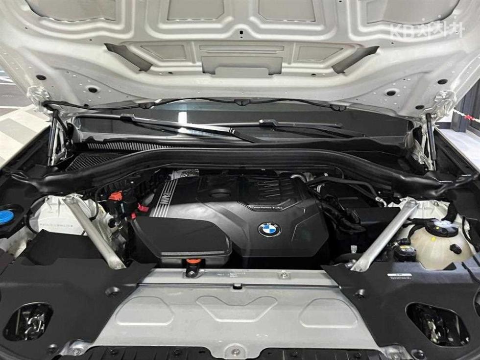 2022 BMW BMW New X4 (G02) photo