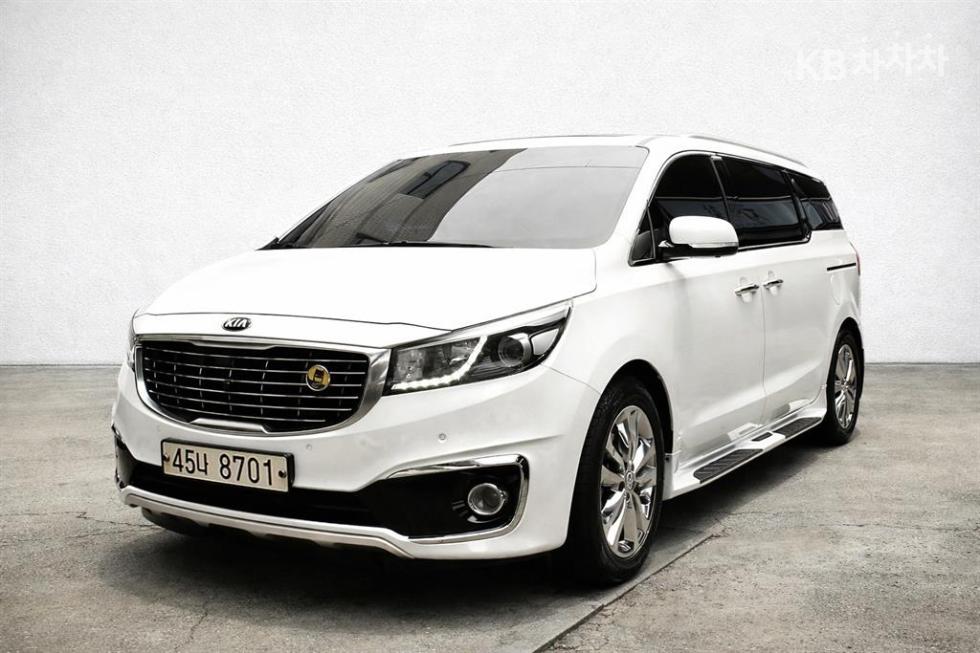 2018 - kia carnival