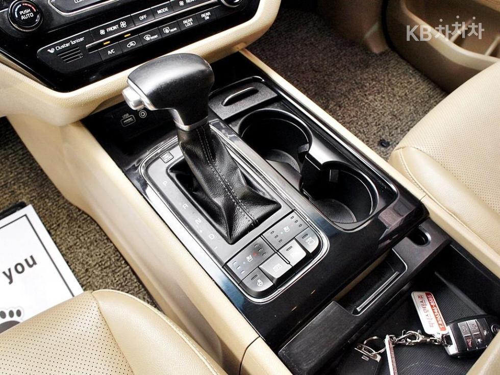 2018 - kia carnival