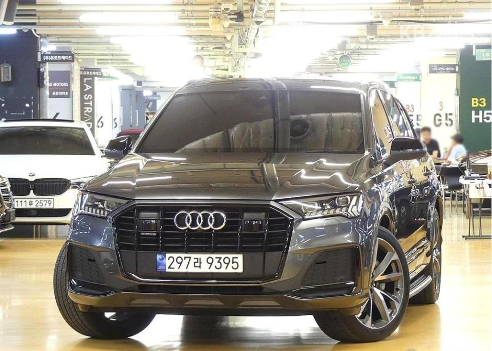 2023 - audi q7