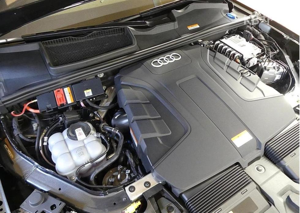 2023 - audi q7