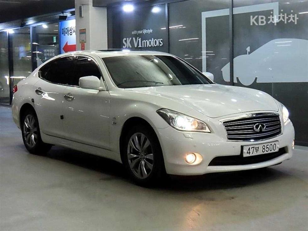 2014 infiniti q70