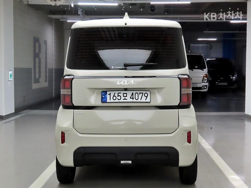 2025 - kia kia
