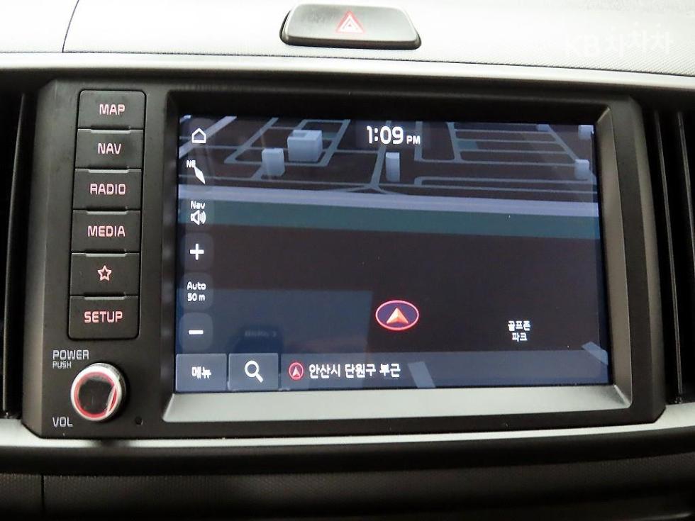 2025 - kia kia