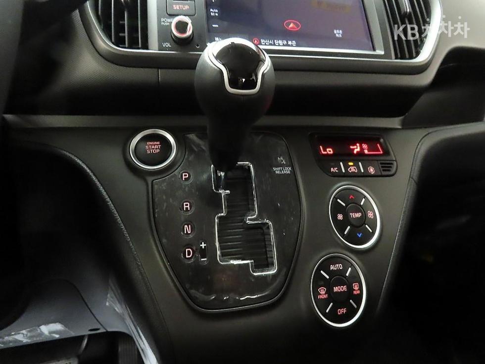 2025 - kia kia