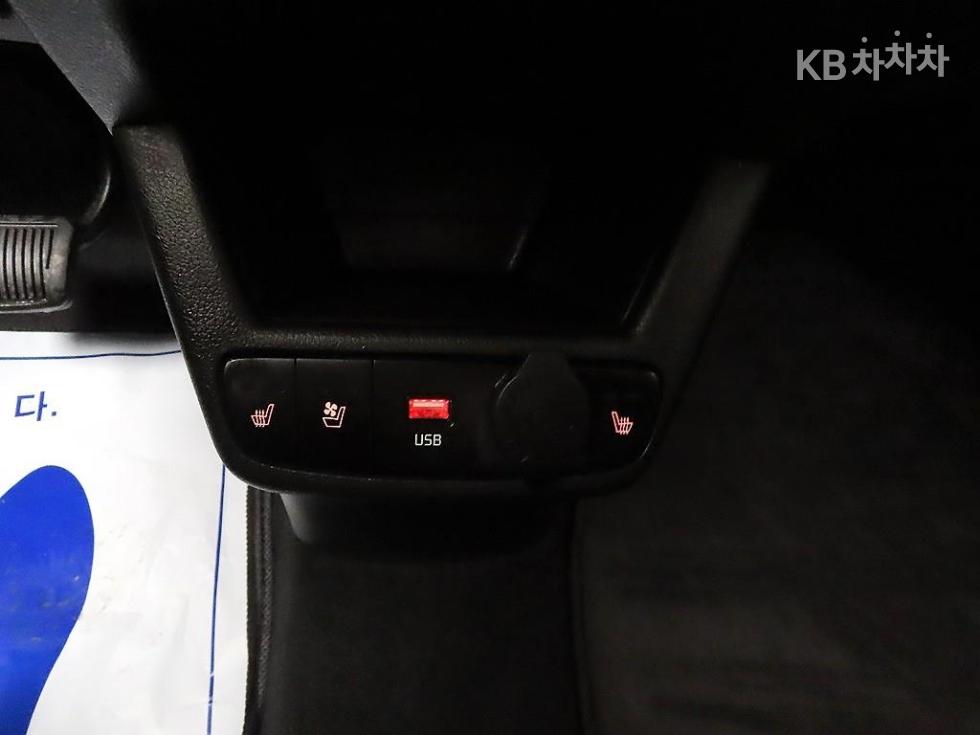 2025 - kia kia