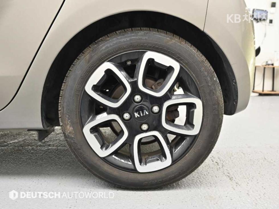 2021 - kia ray