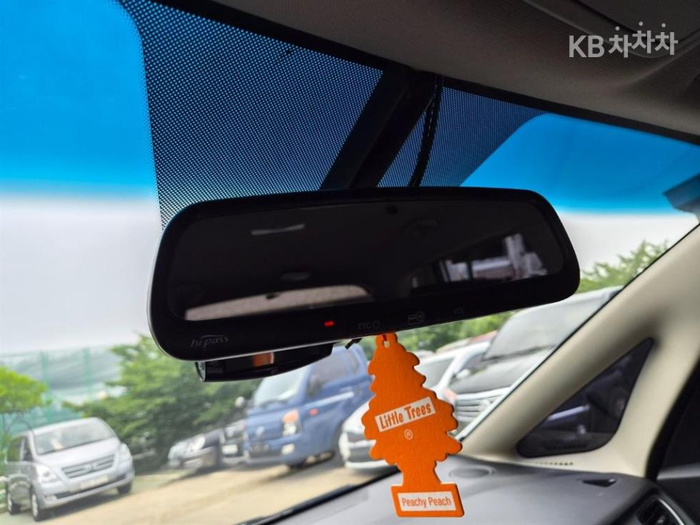 2014 - kia carens
