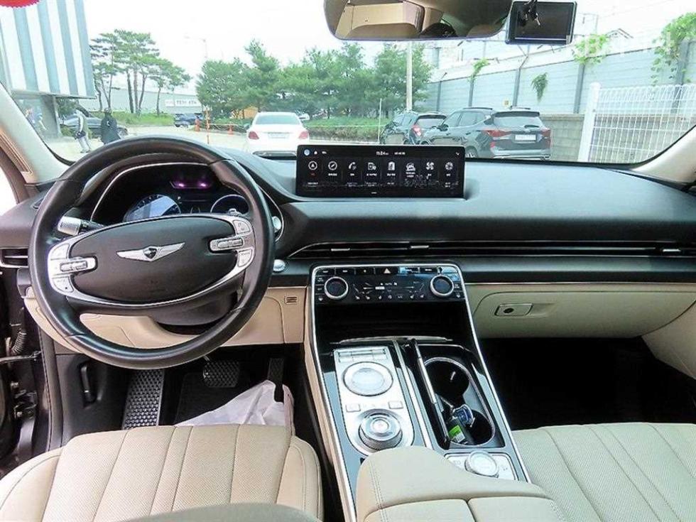 2021 Genesis GV80 photo