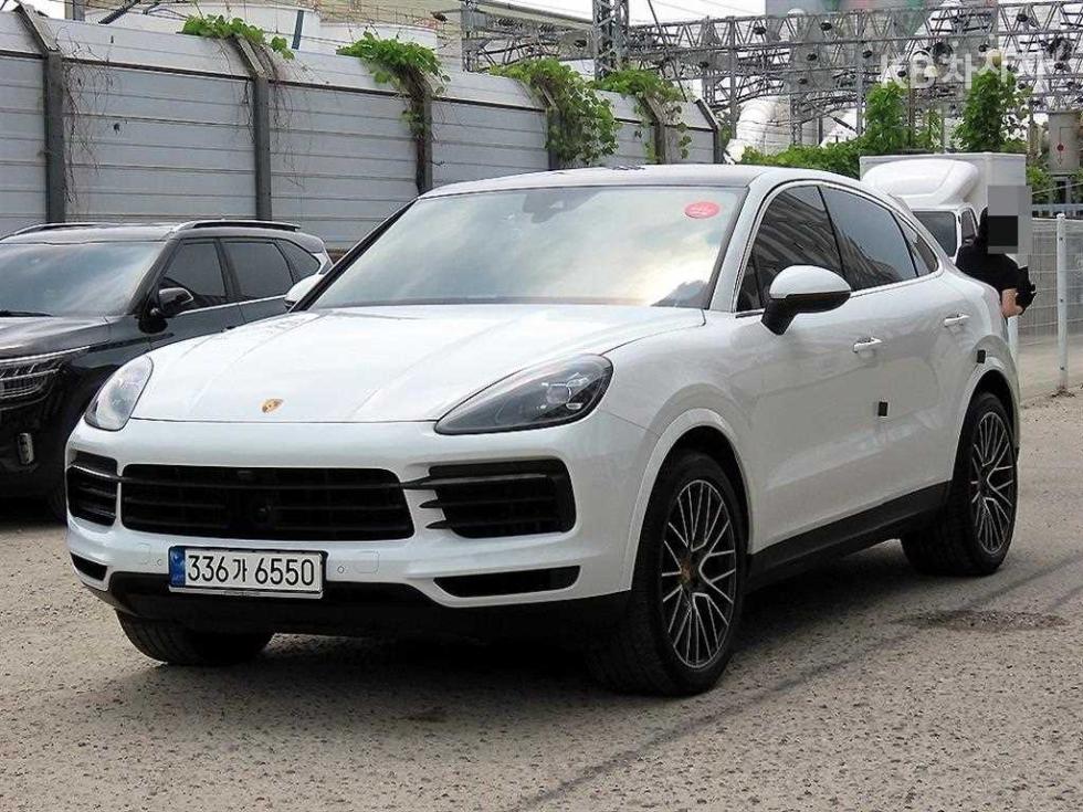 2023 Porsche (9Y0) photo