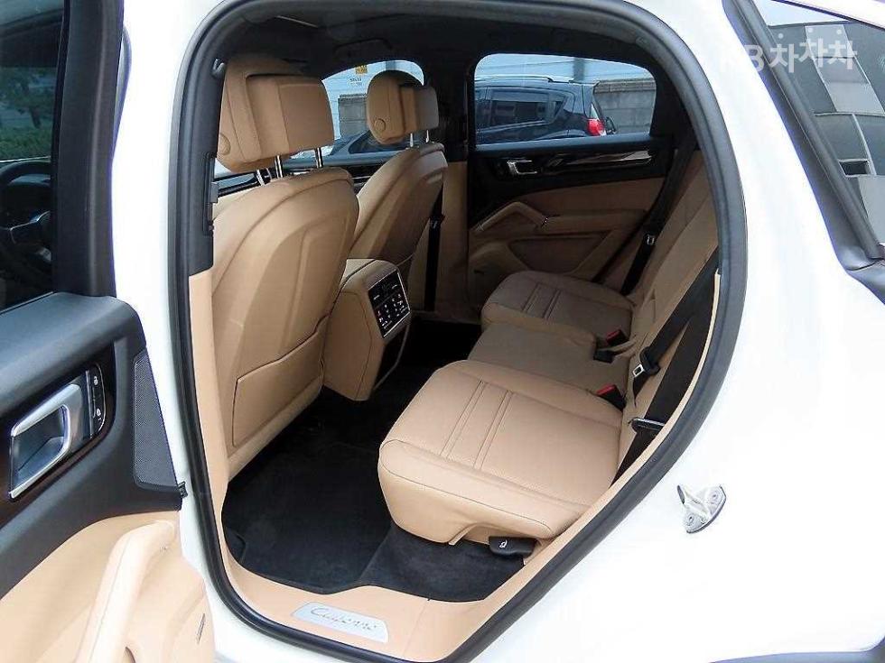 2023 Porsche (9Y0) photo