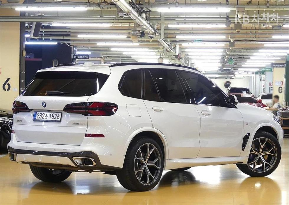 BMW X5 — miniaturë 3