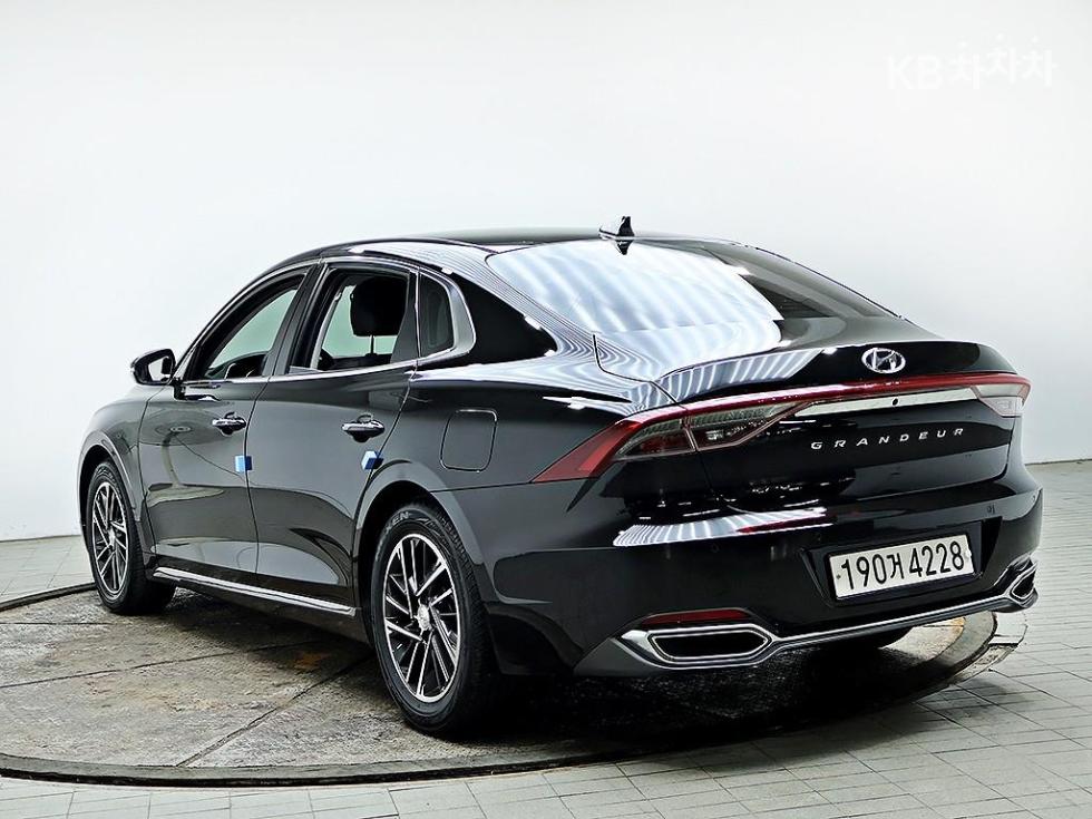 Hyundai Grandeur — miniaturë 4