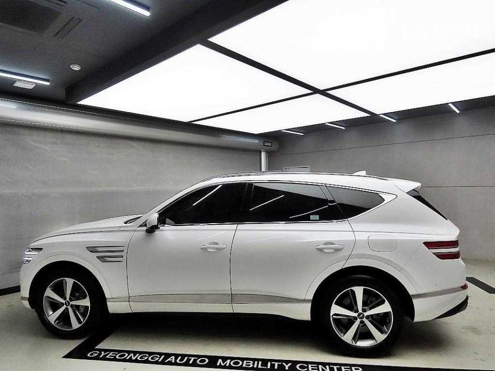 2023 Genesis GV80 photo