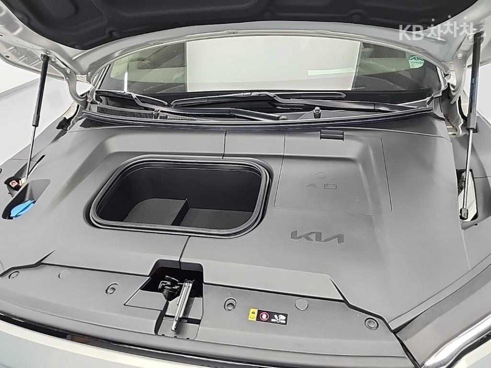 2025 - kia ev3