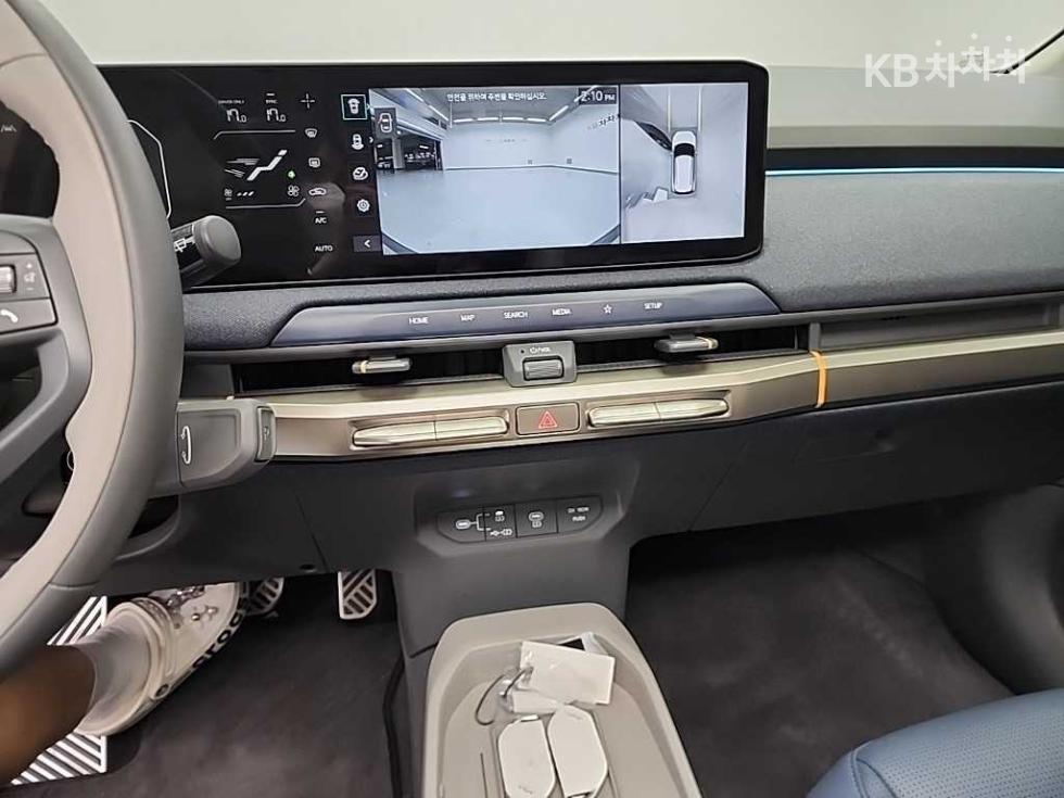 2025 - kia ev3