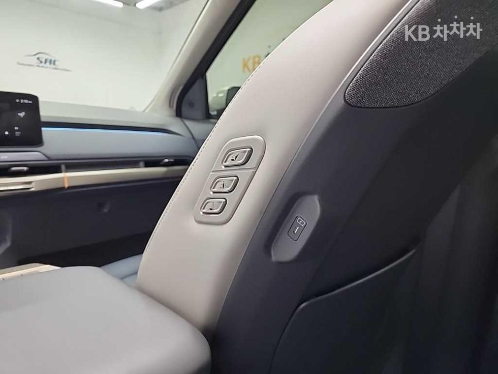 2025 - kia ev3