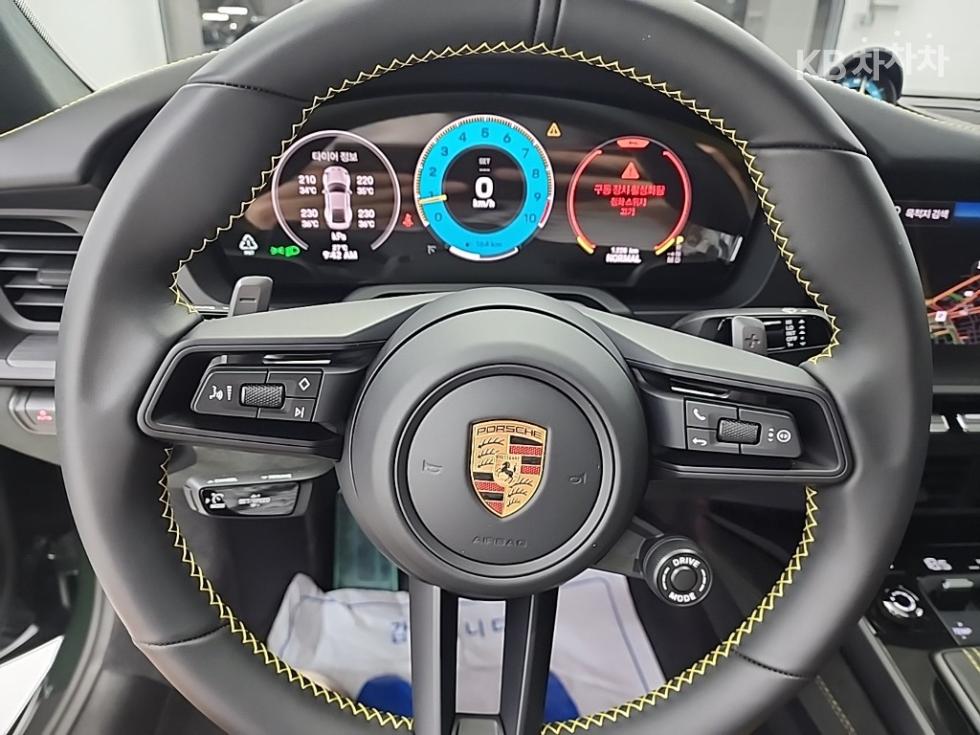 Porsche 911 — miniaturë 9