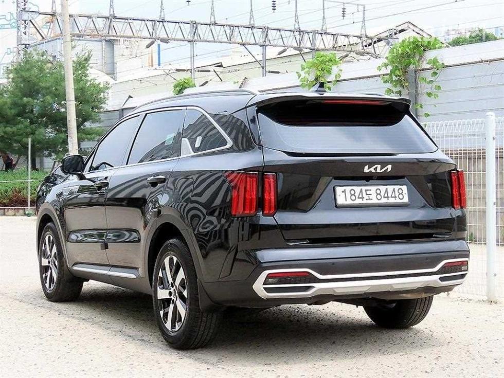 2023 - kia sorento