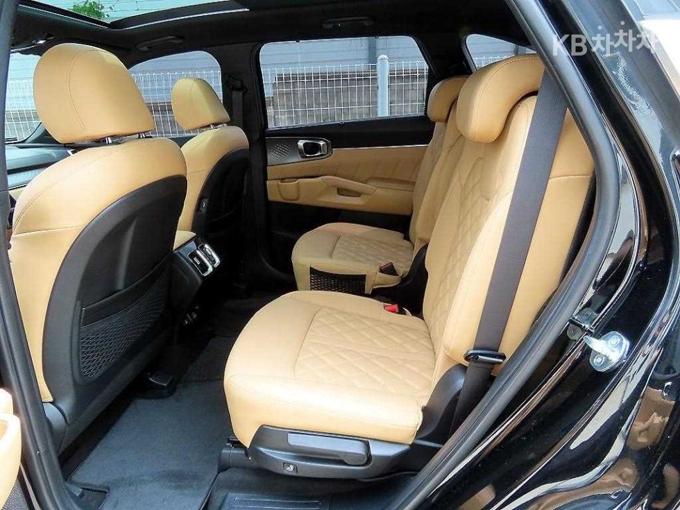 2023 - kia sorento