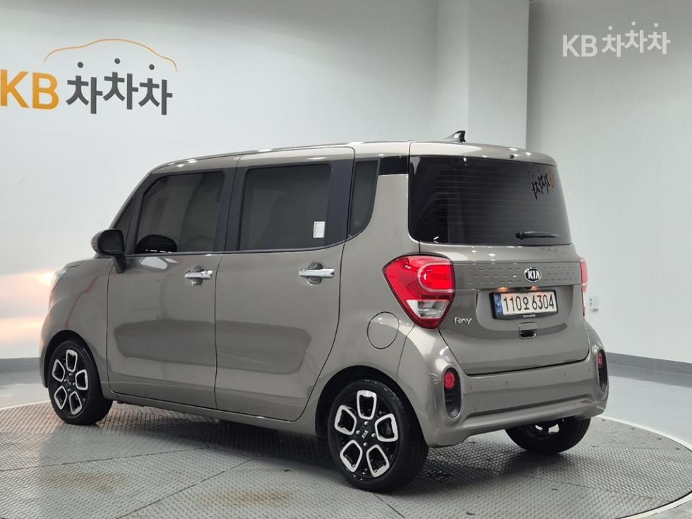 2021 - kia ray