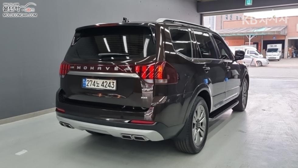 2022 - kia mohave