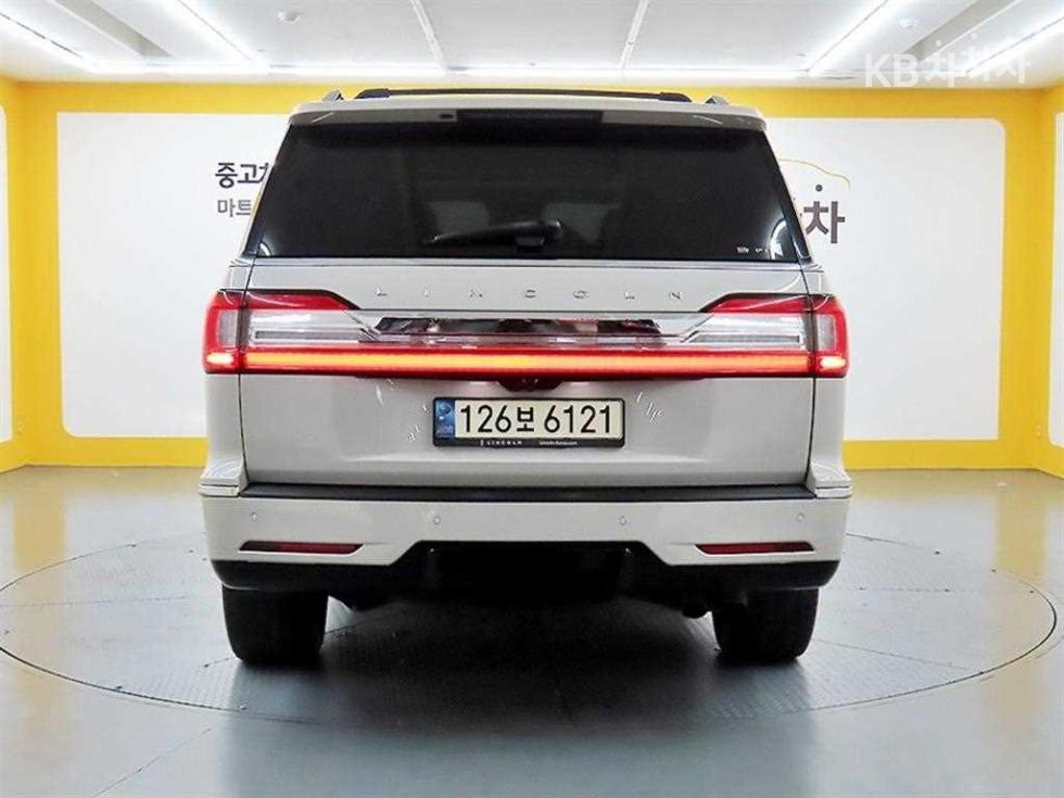 2021 Lincoln 4(U554) photo